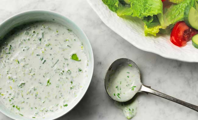 Condimento per insalata al timo limone